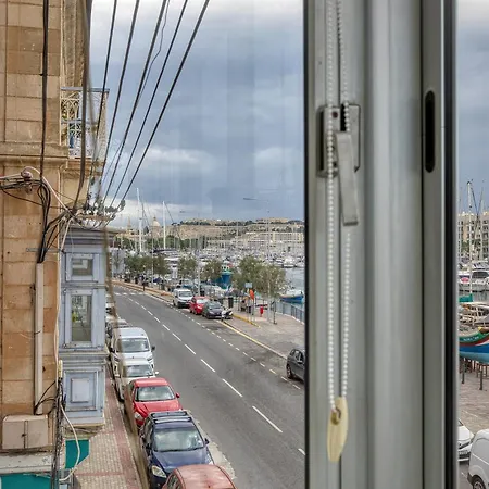 Appartamento Maltese Seafront 2br 2bath Marina&valletta Views