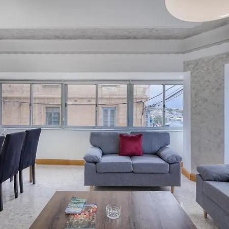 Appartamento Maltese Seafront 2br 2bath Marina&valletta Views